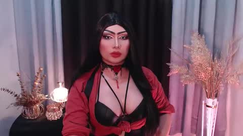 Gia X online show from 12.20.25