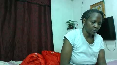 Snapshot of gift2030 chatting on 10.14.25 gift2030 online show from 10.14.25