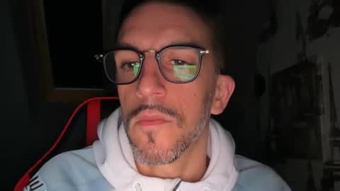 Snapshot of gigi59160 chatting on 11.23.25 Gigi online show from 11.23.25