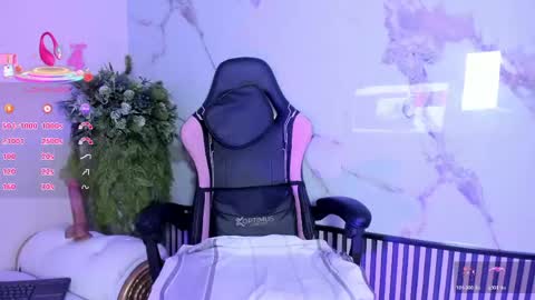 Gigi  online show from 04.25.26