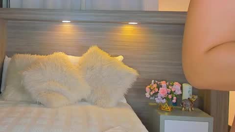 gigi wilden online show from 11.22.25