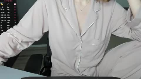 Snapshot of gigihadd chatting on 02.01.26 gigihadd online show from 02.01.26