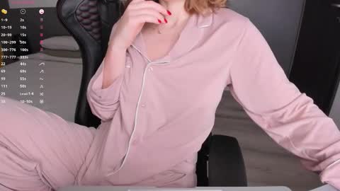 Snapshot of gigihadd chatting on 02.13.26 gigihadd online show from 02.13.26