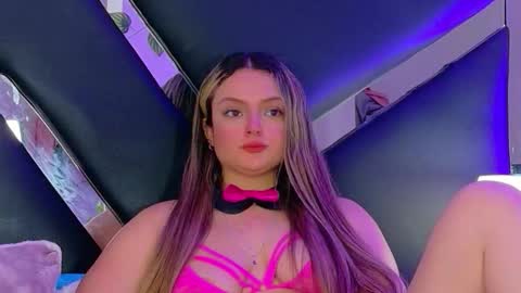 Giigii online show from 03.04.26