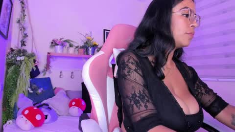 Snapshot of giisell chatting on 04.07.26 giisell online show from 04.07.26