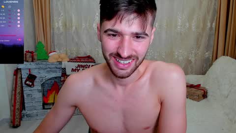 Snapshot of gilbertogonzales chatting on 12.25.24 gilbertogonzales online show from 12.25.24