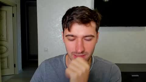 Snapshot of gilbertogonzales chatting on 03.02.25 gilbertogonzales online show from 03.02.25