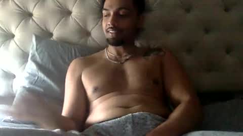 Snapshot of gilbone_gattsby chatting on 03.11.26 gilbone_gattsby online show from 03.11.26