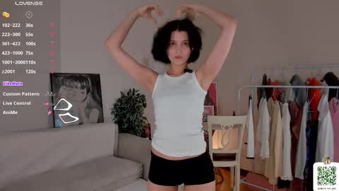 Mia online show from 11.07.25