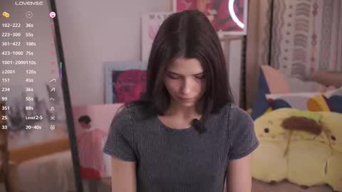 Snapshot of gimme_the_kiss chatting on 02.04.26 Mia online show from 02.04.26