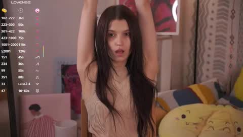 Snapshot of gimme_the_kiss chatting on 02.13.26 Mia online show from 02.13.26