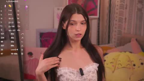 Snapshot of gimme_the_kiss chatting on 02.22.26 Mia online show from 02.22.26