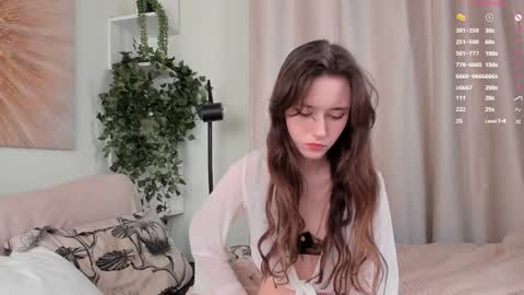 Snapshot of gina_vicious chatting on 01.14.25 Gina online show from 01.14.25