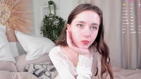 Snapshot of gina_vicious chatting on 02.06.25 Gina online show from 02.06.25