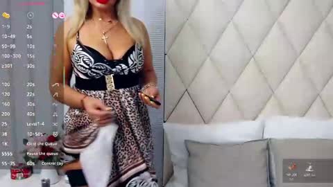 Snapshot of ginabear chatting on 05.26.26 Gina online show from 05.26.26