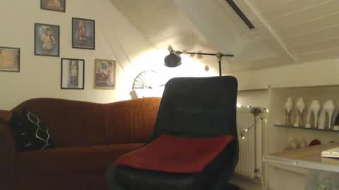 Gina online show from 02.13.25