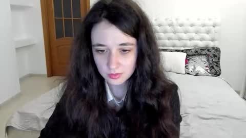 Kate online show from 10.12.25