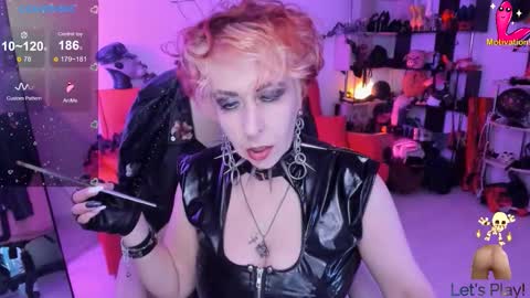 Snapshot of ginamiracle chatting on 11.07.25 Gina Moor online show from 11.07.25