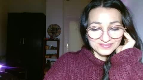 GinaONeon online show from 02.04.25