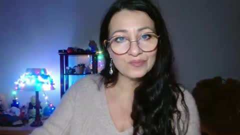 GinaONeon online show from 01.10.26