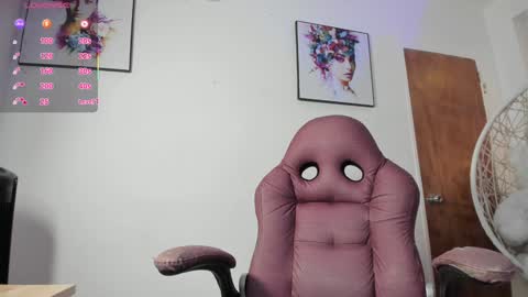 Snapshot of ginebra_ness chatting on 02.07.25 Ginebra Ness online show from 02.07.25