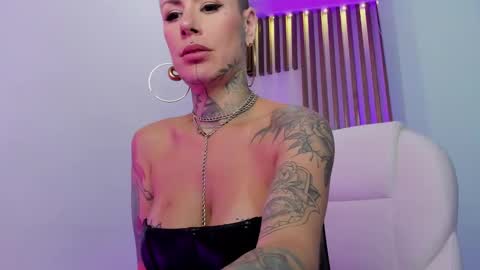 Ginebra online show from 02.01.25