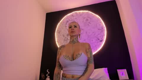 Ginebra online show from 03.10.25