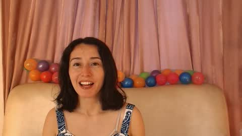 Snapshot of ginevra_esposito chatting on 04.06.26 Ginn online show from 04.06.26