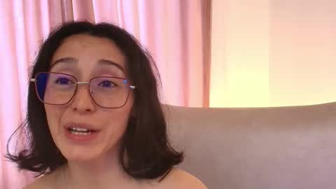 Snapshot of ginevra_esposito chatting on 04.29.26 Ginn online show from 04.29.26