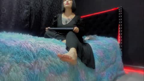 Miss online show from 12.15.24