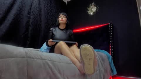 Miss online show from 12.21.24