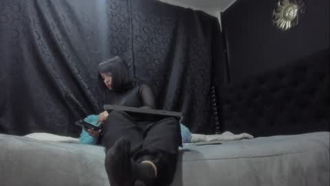 Miss online show from 01.30.25