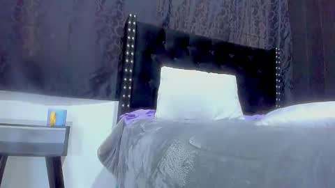 Miss online show from 09.18.25