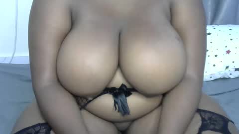 Snapshot of ginger_babes1 chatting on 10.15.25 ginger_babes1 online show from 10.15.25