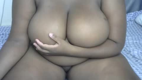 Snapshot of ginger_babes1 chatting on 10.23.25 ginger_babes1 online show from 10.23.25