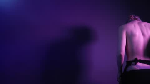        im expecting 350 thumbs up on my altar   online show from 12.31.24