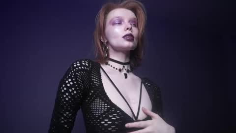        im expecting 350 thumbs up on my altar   online show from 02.27.25