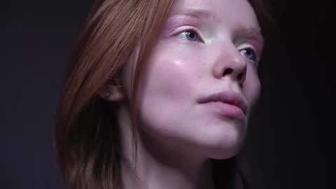        im expecting 350 thumbs up on my altar   online show from 11.11.25