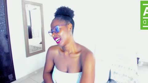 Snapshot of ginger_smil chatting on 06.11.26 Diana online show from 06.11.26