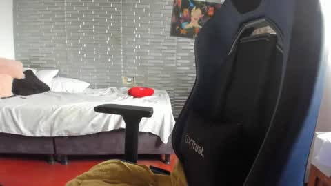 Ginger online show from 04.24.26