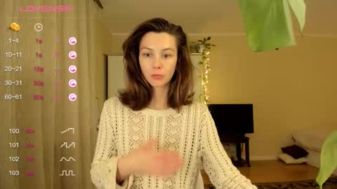 Snapshot of gingerbread__house chatting on 11.07.25 Vasilisa online show from 11.07.25