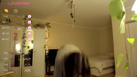 Snapshot of gingerbread__house chatting on 02.13.26 Vasilisa online show from 02.13.26