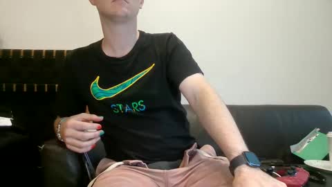 Snapshot of gingerbreaddan chatting on 12.27.24 GingerbreadDan online show from 12.27.24