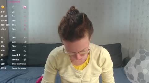 Snapshot of gingermak chatting on 12.31.24 Michelle online show from 12.31.24