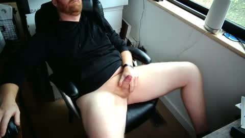 Snapshot of gingermooncum chatting on 09.16.25 gingermooncum online show from 09.16.25
