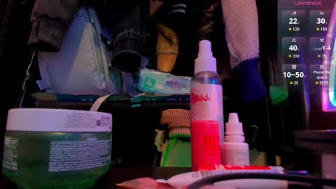 Josh Mills online show from 09.17.25