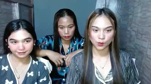 Snapshot of ginna2005 chatting on 10.07.25 ginna2005 online show from 10.07.25