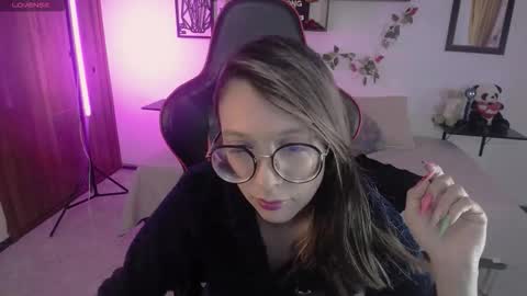 ginny11_ online show from 03.17.26