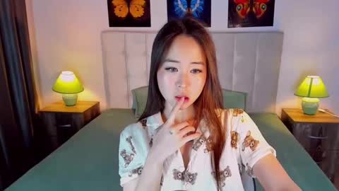 Ginny online show from 12.26.24