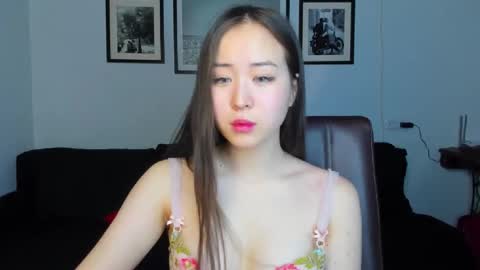 Ginny online show from 02.05.25